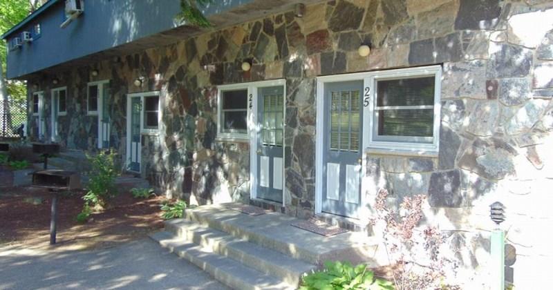 Depe Dene Resort Lake George Exterior photo