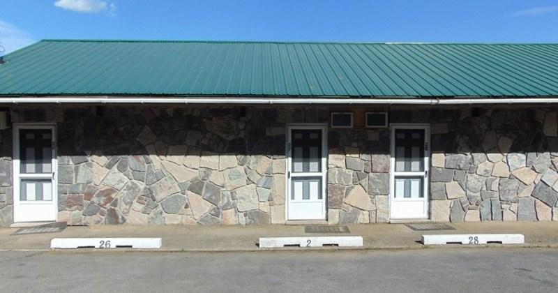 Depe Dene Resort Lake George Exterior photo