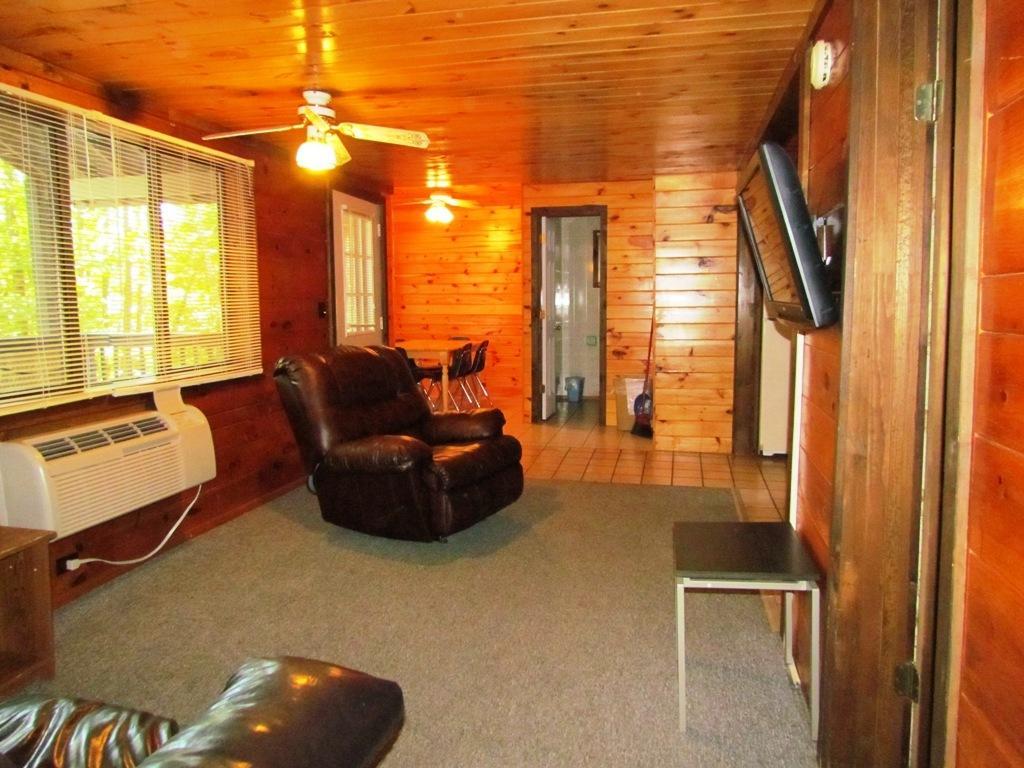 Depe Dene Resort Lake George Room photo