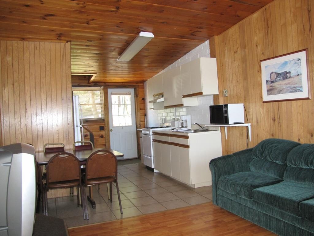 Depe Dene Resort Lake George Room photo